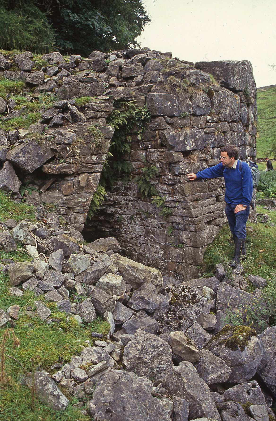 Lime kiln Lodgesyke Teesdale Oct 1991